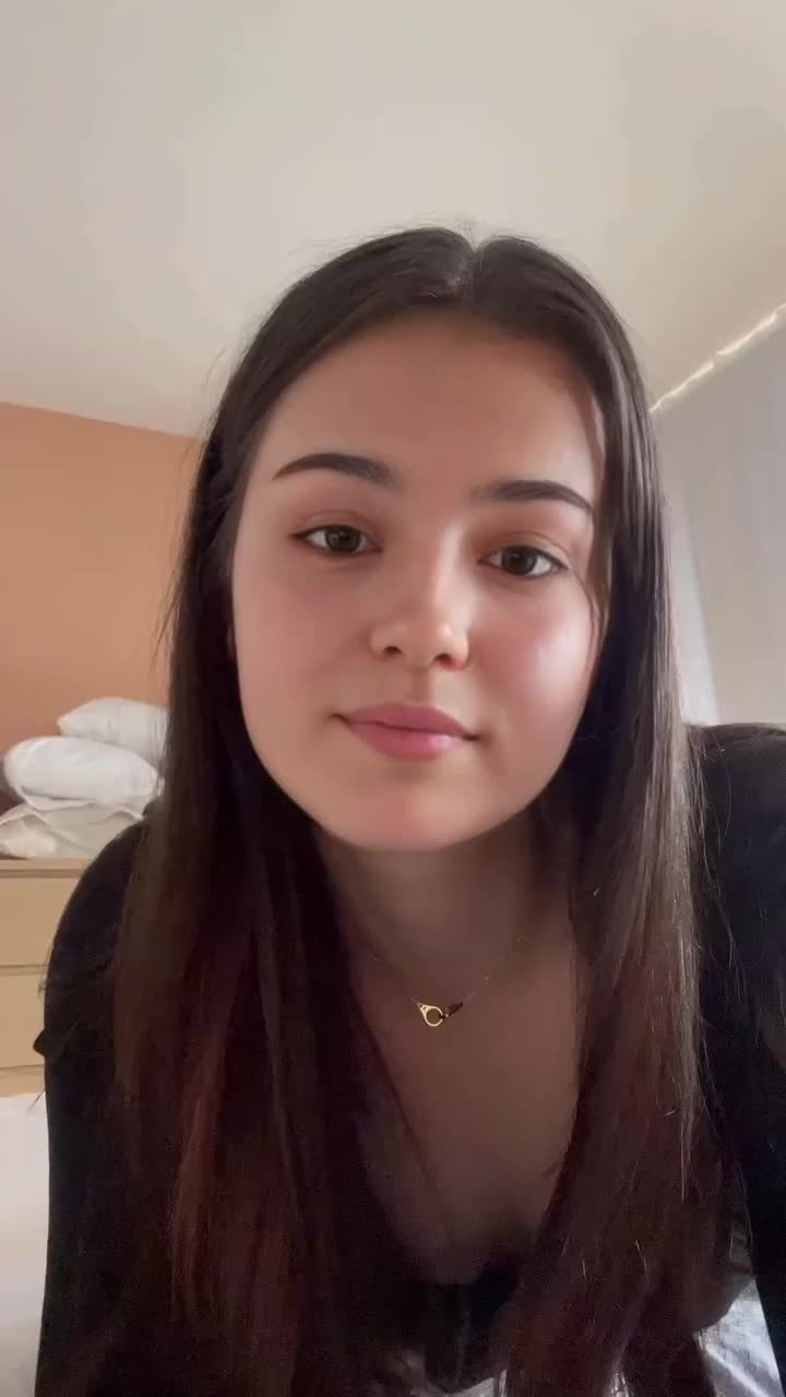 layla9-vlog276youtube-livestream-live-viral-trending-bigo-bigolive-livestreaming